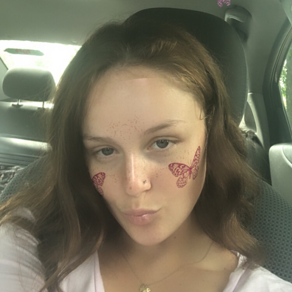 Meet your Posher, Maya